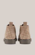 Low Boots in Suede in a lace-up design with Lyra perforations rounded toe embossed logo on the tongue and shaft reinforced heel leather insole layered heel and profiled rubber sole Heel height: 3 cm
