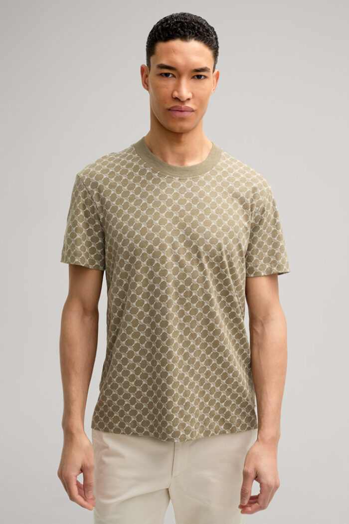Cornflower Pepe T-shirt in Olive/Off-white
